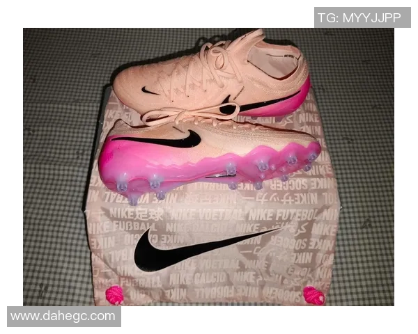 足球鞋带系法图解详解让你的运动鞋更稳固舒适提升球场表现